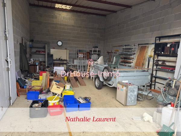 Parking / Box à vendre de 45 m²