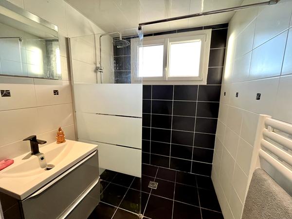 Maison Athee 4 pièce(s) 102 m2