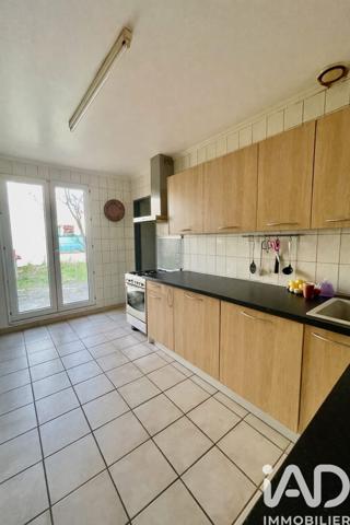 Maison à vendre 6 pièces 105 m² Les Mureaux
