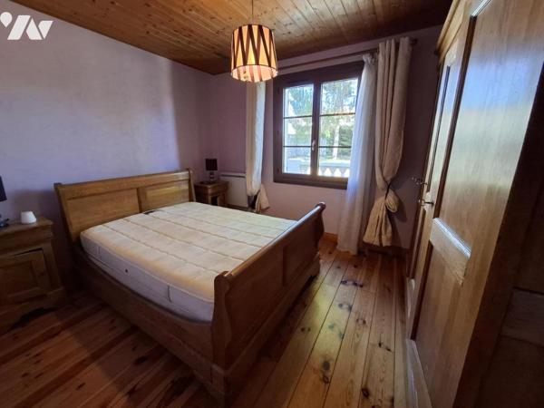 Plain pied de 108 m² hab avec 3 chambres et grand garage à LES GONDS sur 3484m² de terrain