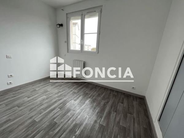 Location Appartement 3 pièces 49.6 m² - 39/39B/41 RUE NUISEMENT Dreux 28100