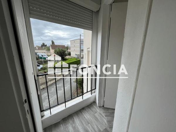 Location Appartement 3 pièces 49.6 m² - 39/39B/41 RUE NUISEMENT Dreux 28100
