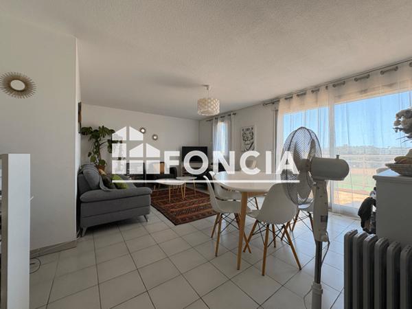 Location Appartement 4 pièces 84.63 m² - 830 CHEMIN DE LA BARRE Toulon 83000