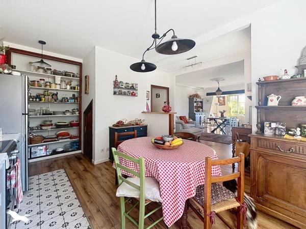 Maison à vendre 213 000 € Beaumont-de-Lomagne 7 p 141 m² DPE C