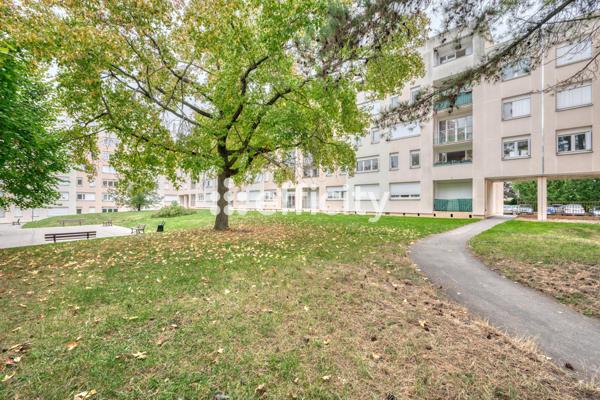 Appartement 5 pièces - 90 m² Exclusivité efficity