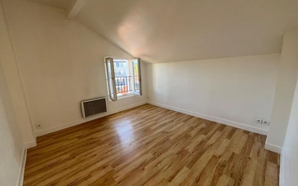 Appartement à vendre    2 pièces • 32,45 m2 Neuilly-Plaisance