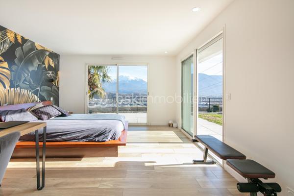 Maison de 200 m²