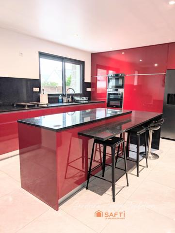 Maison familiale de 199 m² entièrement rénovée - 3 CH - 1400 m² de terrain