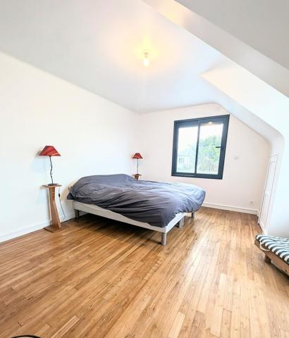 Maison familiale de 199 m² entièrement rénovée - 3 CH - 1400 m² de terrain