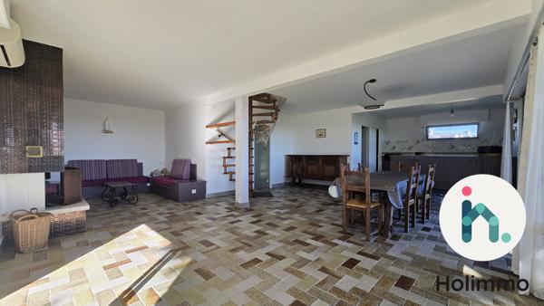 Maison familiale accès direct plage – vue mer