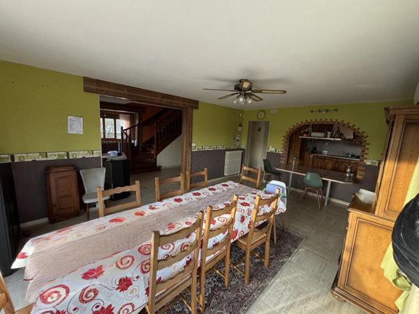 Maison familiale et spacieuse située à Attigny