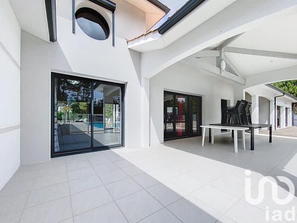 Maison à vendre 10 pièces 236 m² Langon