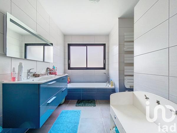 Maison à vendre 10 pièces 236 m² Langon