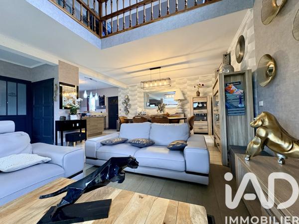 Maison à vendre 7 pièces 232 m² Langueux