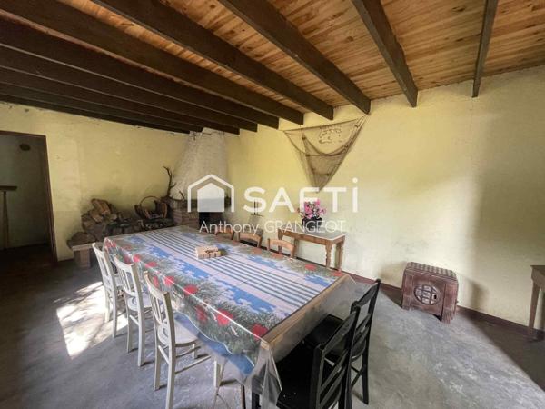 SUPERBE ETANG AVEC GRAND TERRAIN