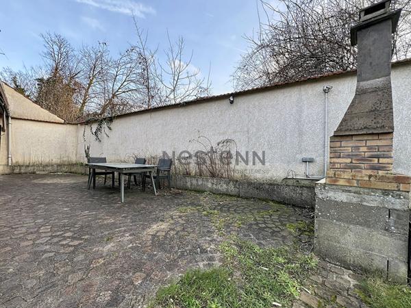 Maison Limeil-Brévannes 5 pièces avec terrasse, jardin et grand garage!