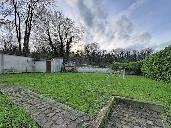 Maison Limeil-Brévannes 5 pièces avec terrasse, jardin et grand garage!