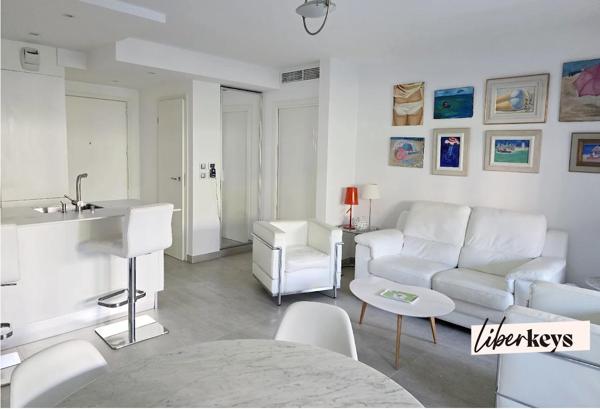 Exclusive Resort (Place des Lices à 250 m) - Appartement de 2 P avec terrasse, box et cave