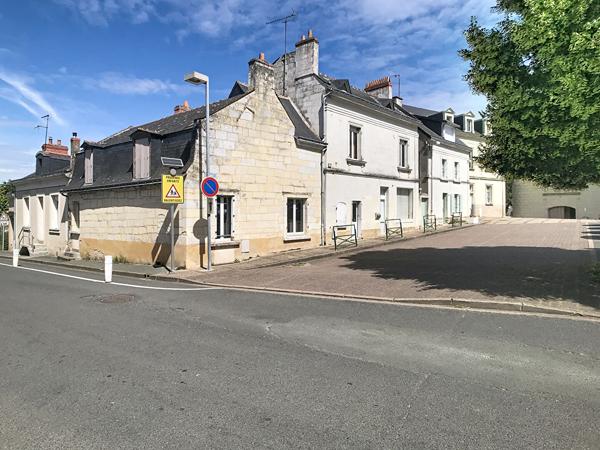 Maison ancienne à vendre -  Fort potentiel au coeur de Saint-Martin-de-la-Place