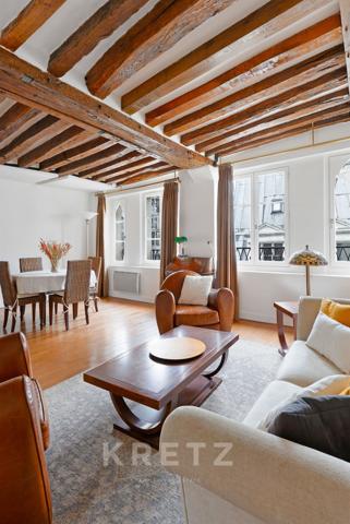 Palais Royal - Louvre - Appartement de caractère
