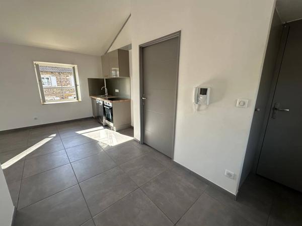 APPARTEMENT T2 AVEC ASCENSEUR