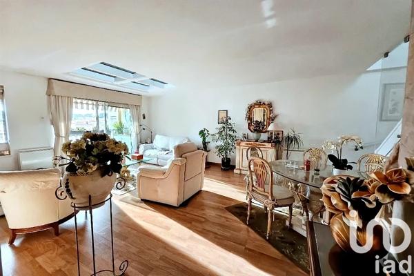 Appartement à vendre 6 pièces 164 m² Sanary-sur-Mer