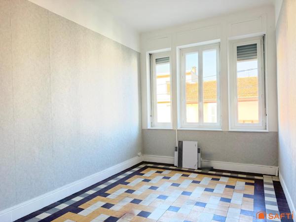 APPARTEMENT 81m2, 2 chambres + Garage!
