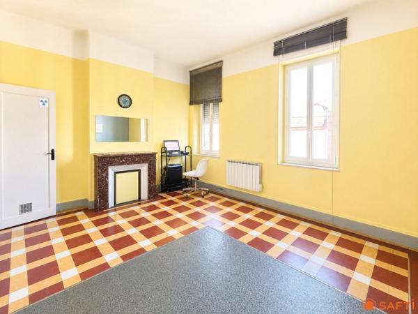 APPARTEMENT 81m2, 2 chambres + Garage!