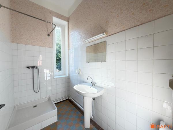 APPARTEMENT 81m2, 2 chambres + Garage!