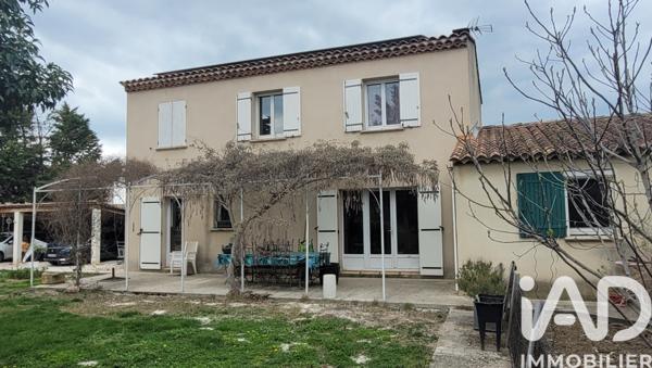 Maison à vendre 7 pièces 163 m² Morières-lès-Avignon