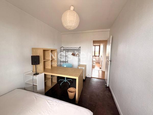 TOULOUSE SAOUZELONG Appartement à vendre en dernier étage avec vue dégagée sur Toulouse - cave - parking extérieur