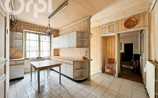 Maison à vendre    4 pièces •  Aubenas