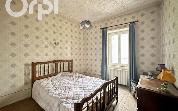 Maison à vendre    4 pièces •  Aubenas