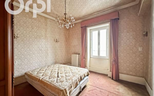 Maison à vendre    4 pièces •  Aubenas