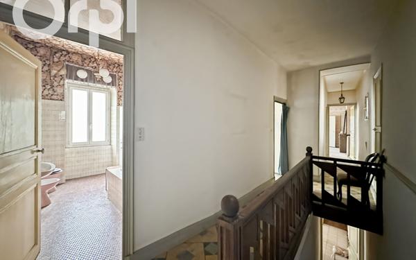 Maison à vendre    4 pièces •  Aubenas