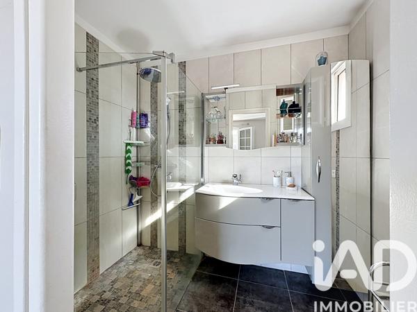 Maison à vendre 7 pièces 178 m² Avignon