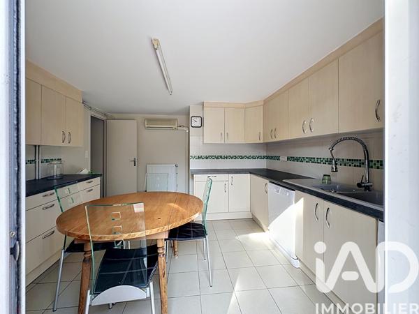 Maison à vendre 7 pièces 178 m² Avignon