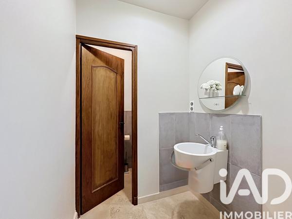 Maison à vendre 7 pièces 178 m² Avignon