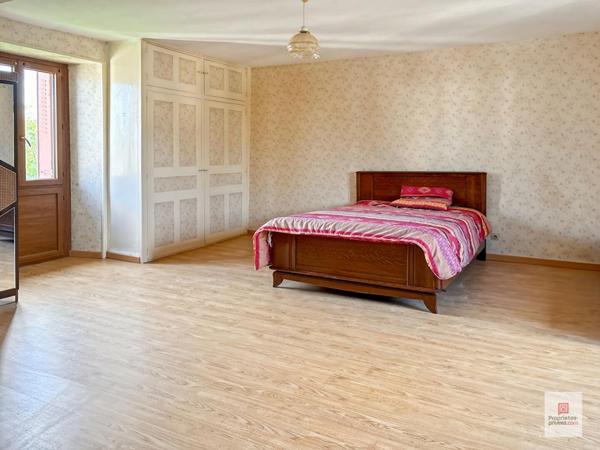 Maison Louailles 6 pièce(s) 167.36 m2