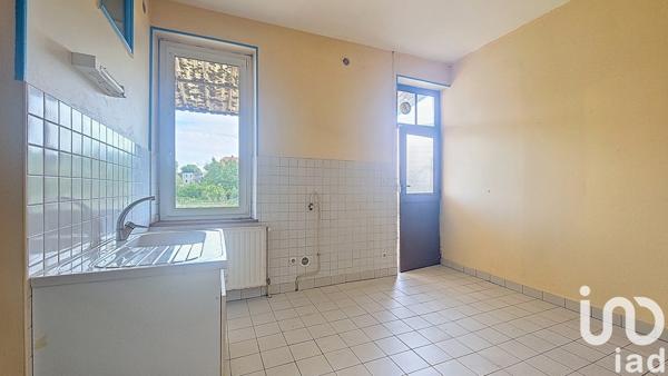 Maison traditionnelle 4 pièces de 97 m² à Yzeure (03400)