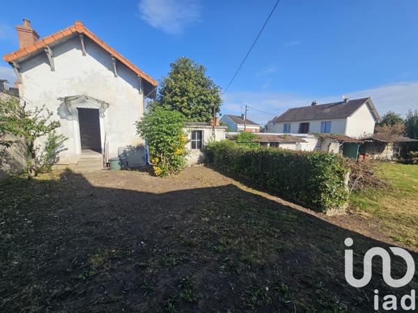 Maison traditionnelle 4 pièces de 97 m² à Yzeure (03400)