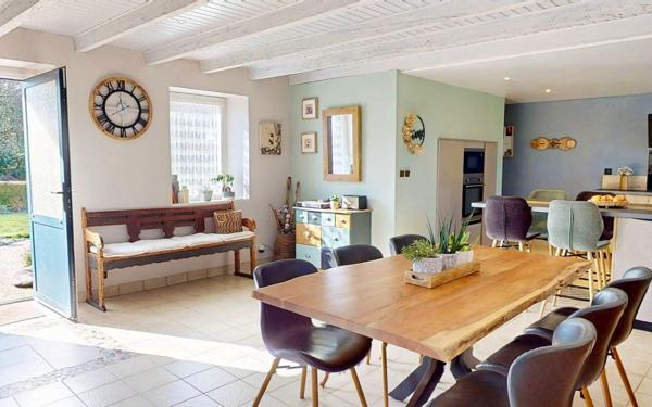 Maison à vendre    5 pièces •  Plouray