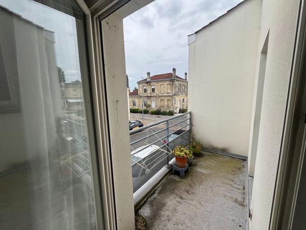 Charmant appartement 3 pièces à vendre à Talence  Parc Peixotto- Dernier étage avec balcon et parking