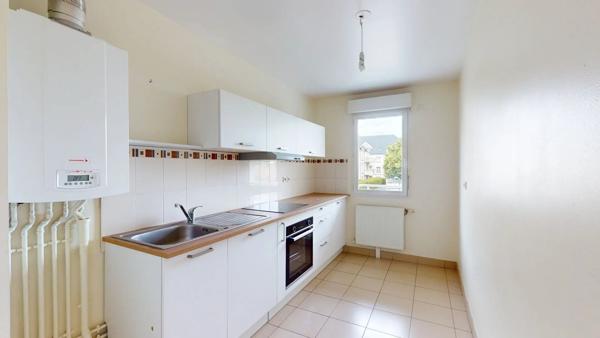 Location                                                      Appartement
                        
                     3 pièces                      68 m2                     à Chartres