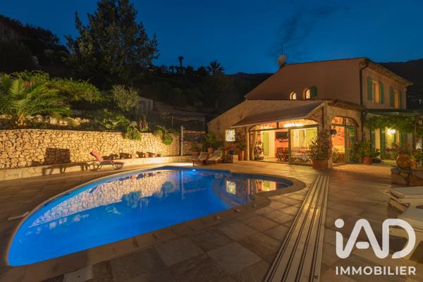 Maison à vendre 6 pièces 175 m² Vence