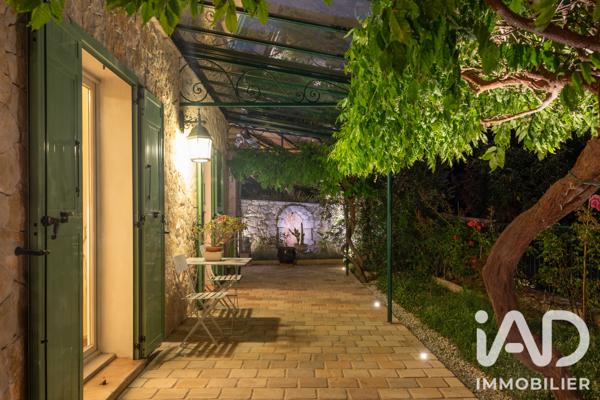 Maison à vendre 6 pièces 175 m² Vence