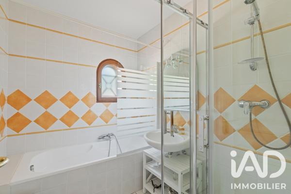 Maison à vendre 6 pièces 175 m² Vence