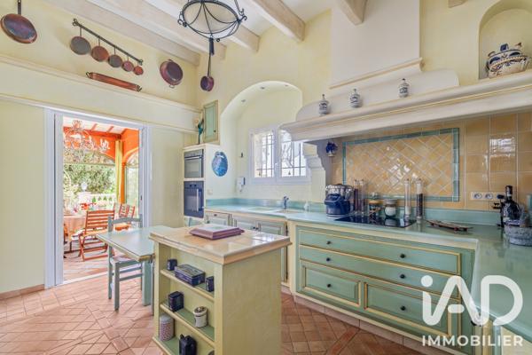 Maison à vendre 6 pièces 175 m² Vence