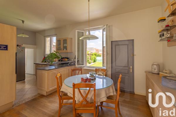Maison à vendre 6 pièces 165 m² Noyon