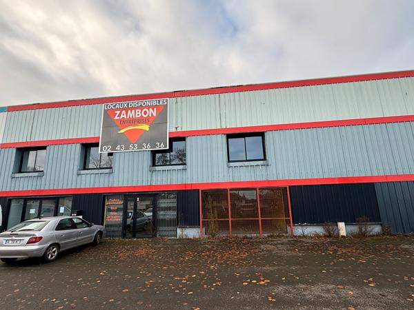 Local d'activité avec show room , Laval Local d'activité avec show room , Laval